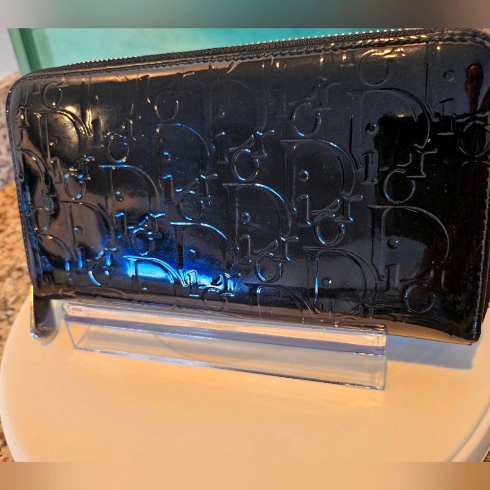 Dior Wallet W/ COA